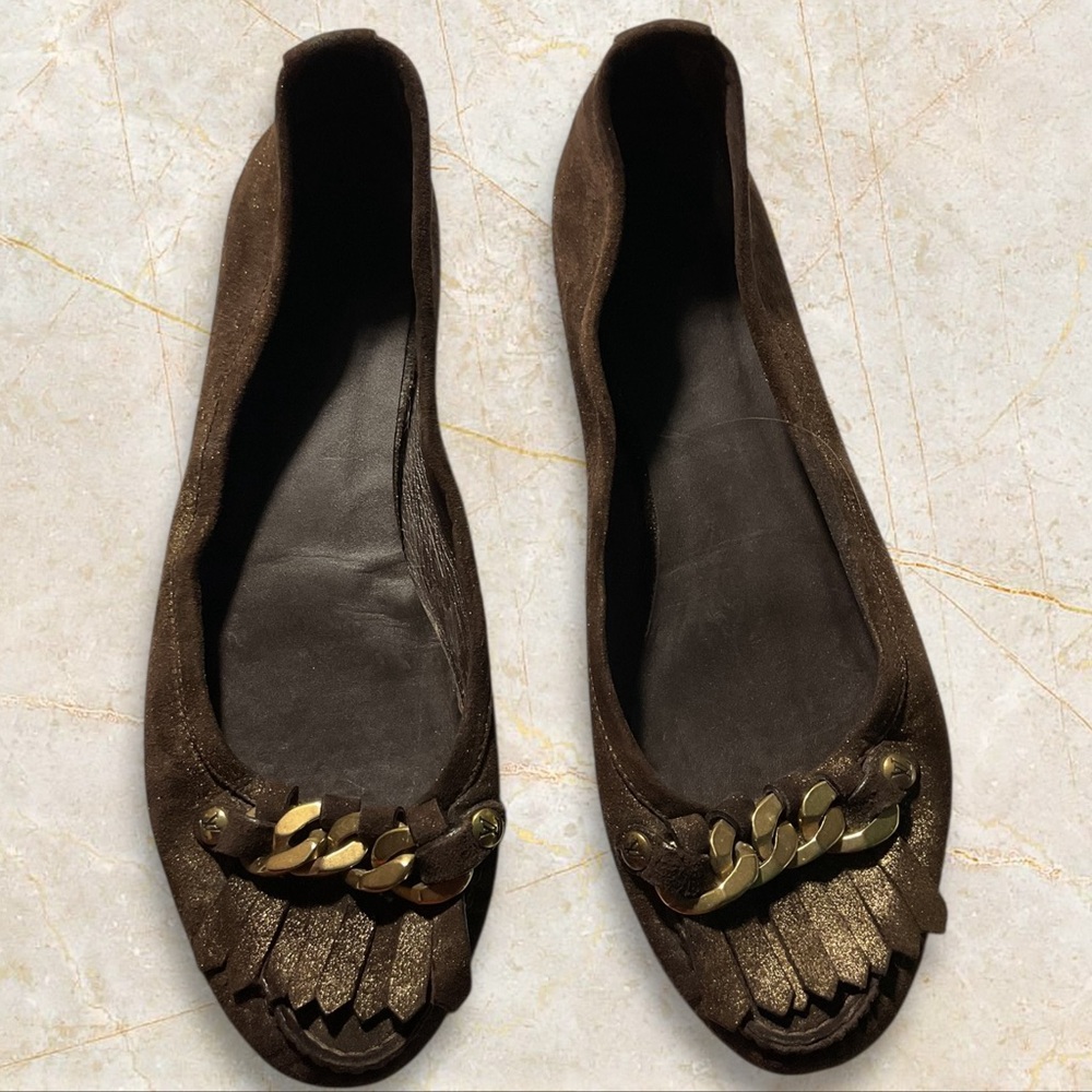 Louis Vuitton preowned Brown Fringe Almond-Toe Ballet Flats with Chain Accent - Picture 2 of 11